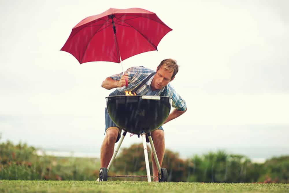 Is it ok to grill in the rain
